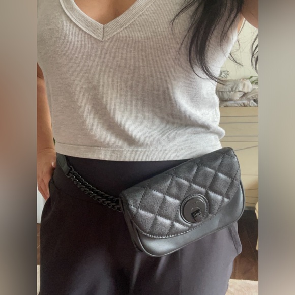 Aldo black quilted crossbody that can be worn as waist bag - Picture 3 of 5